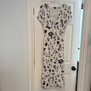 Ann Taylor Black and White Floral Maxi Dress